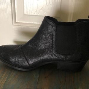 Black Shimmer Boots